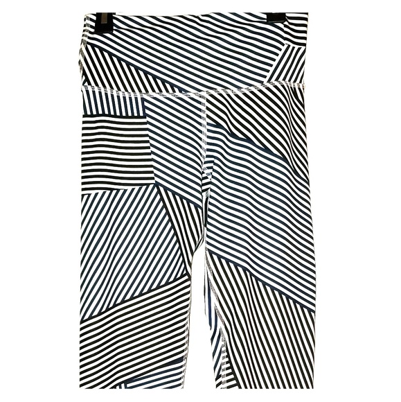 Workout leggings - Picture 1 of 3